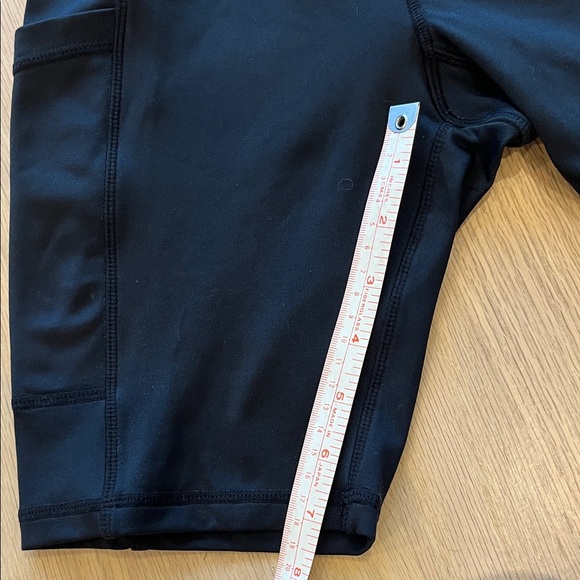 Wolven Women's Black Bike Shorts - Picture 3 of 3